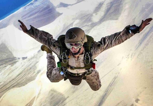 people-sky-jump-airplane-military-high-1081782-pxhere.com